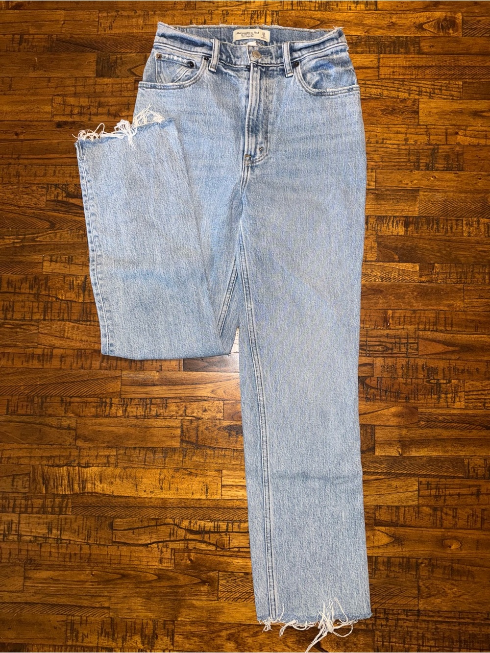 Abercrombie & Fitch The 90s Straight Ultra High Rise - Size 25/0 Regular Curve